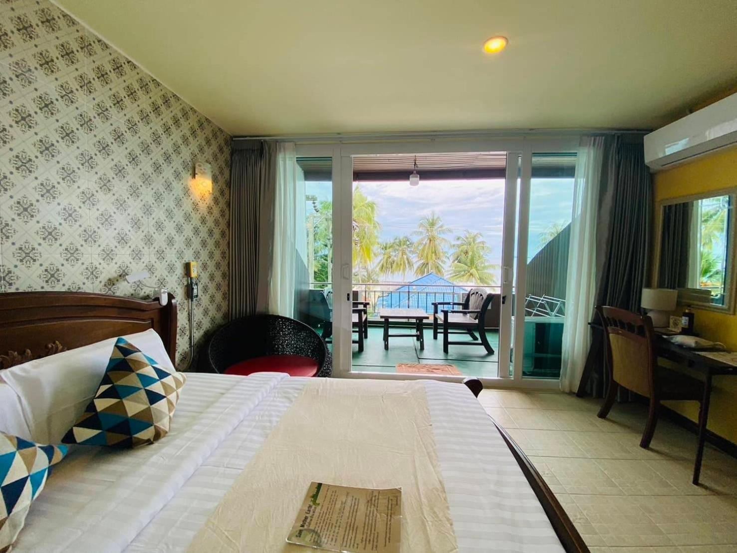 Talay Sai @ Thung Wua Laen Hotel Pathiu Room photo