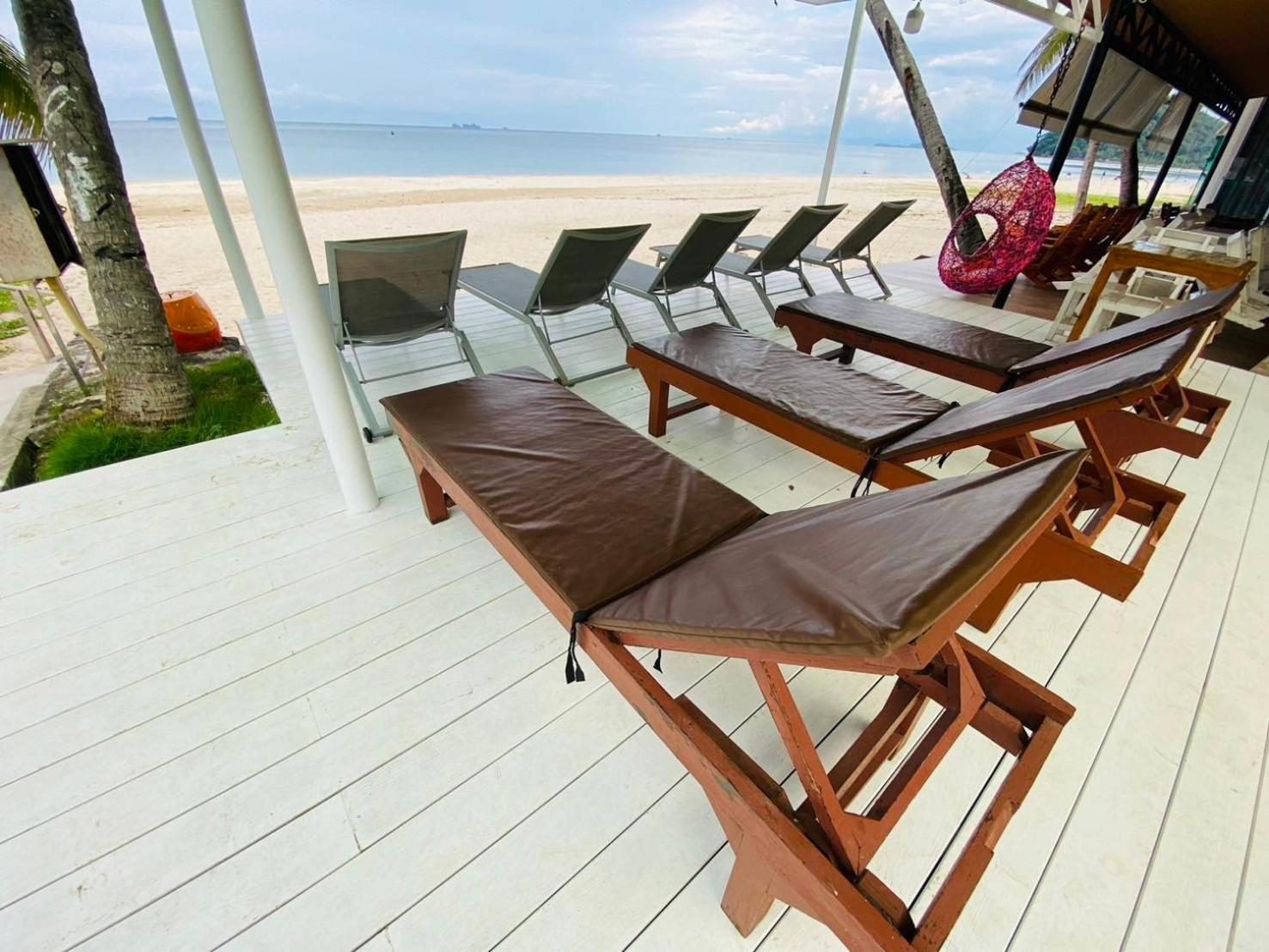 Talay Sai @ Thung Wua Laen Hotel Pathiu Exterior photo